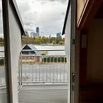 Ajo Apartments - Alte Donau Lake View Balcony Studio - Self-Check-In