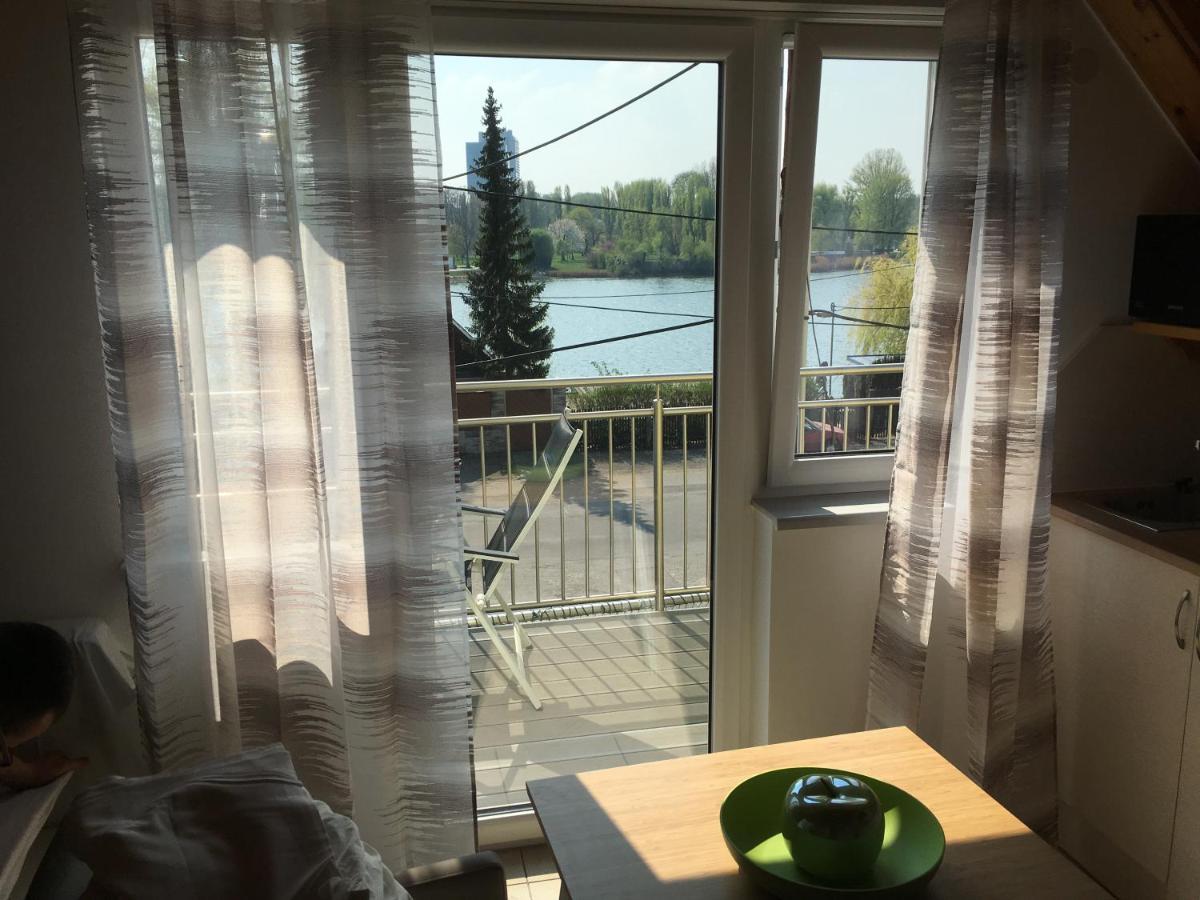 Apartment Ajo Apartments - Alte Donau Lake View Balcony Studio - Self-Check-In