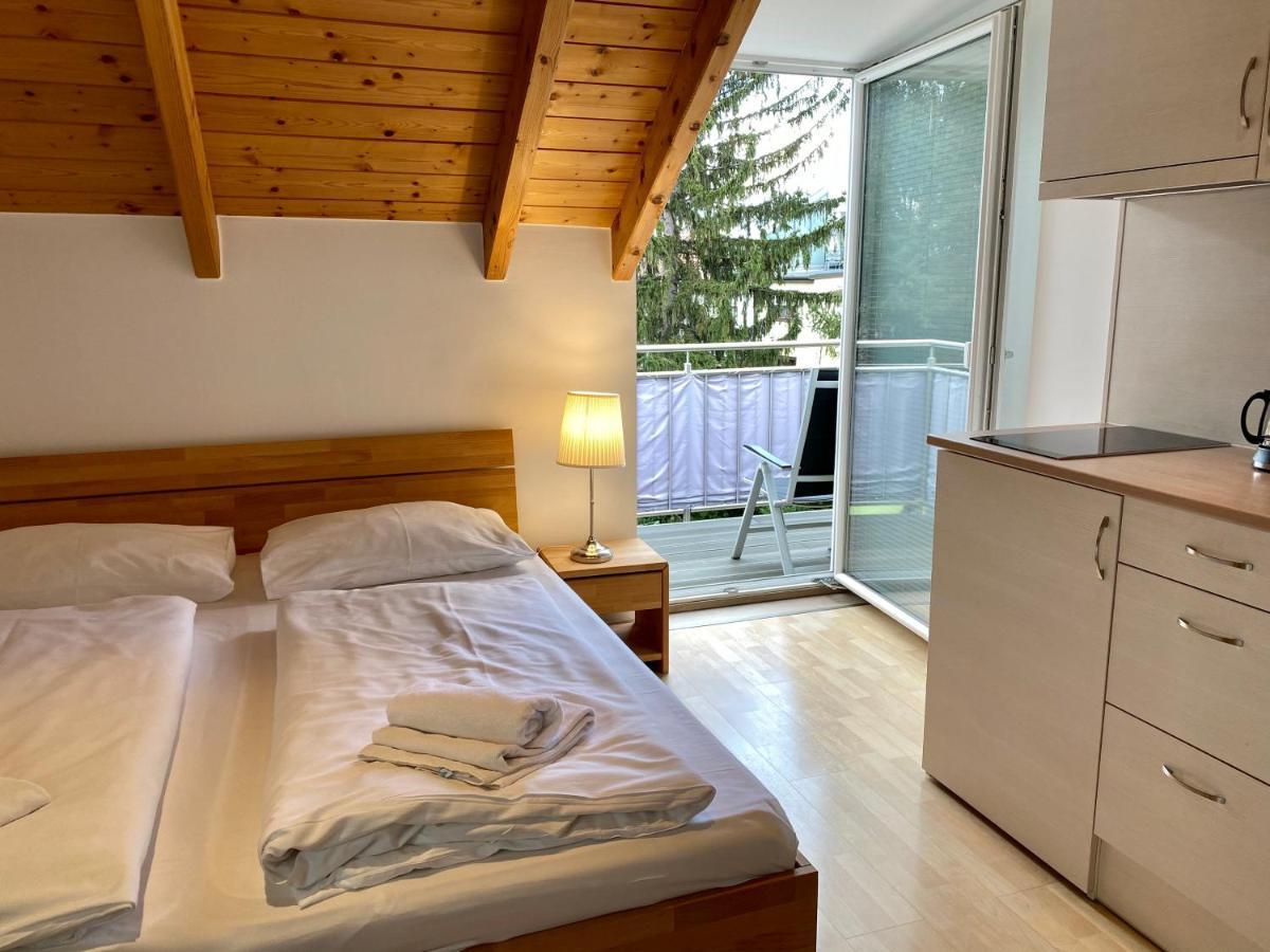 Apartment Ajo Apartments - Alte Donau Lake View Balcony Studio - Self-Check-In